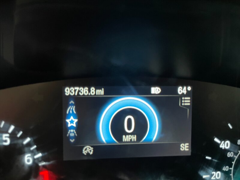 Used 2021 Ford Escape SEL AWD/4WD image 11