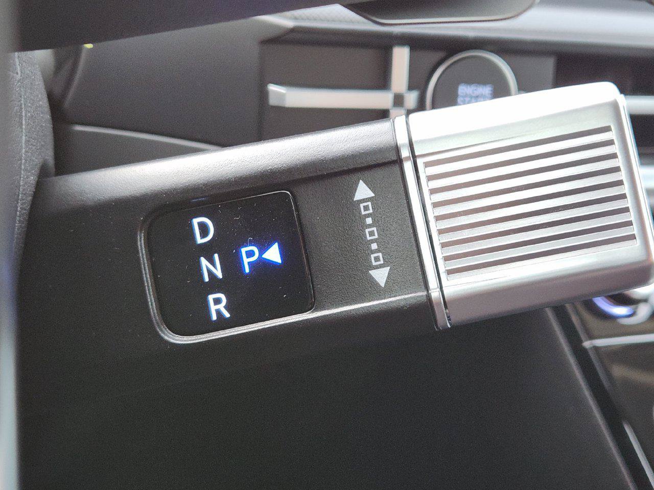 New 2027 Hyundai Santa Fe SE FWD image 17