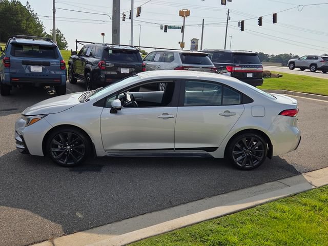 Used 2026 Toyota Corolla SE FWD image 4