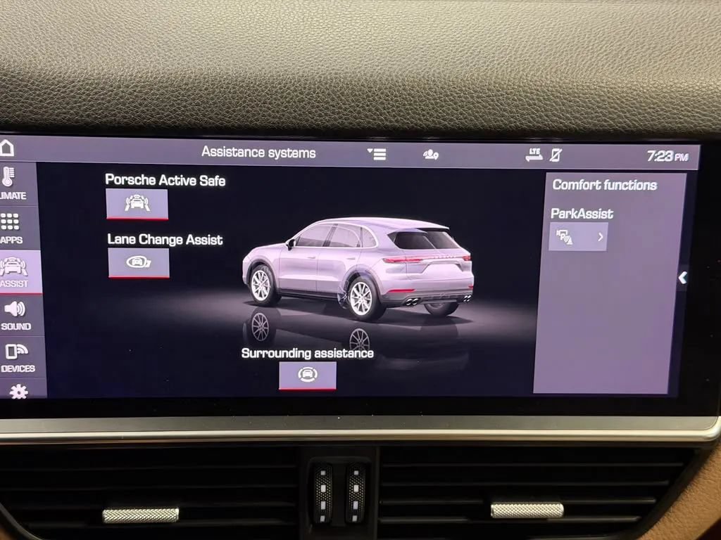 Used 2021 Porsche Cayenne AWD/4WD image 45