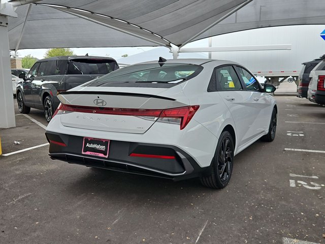 New 2026 Hyundai Elantra SEL FWD image 2