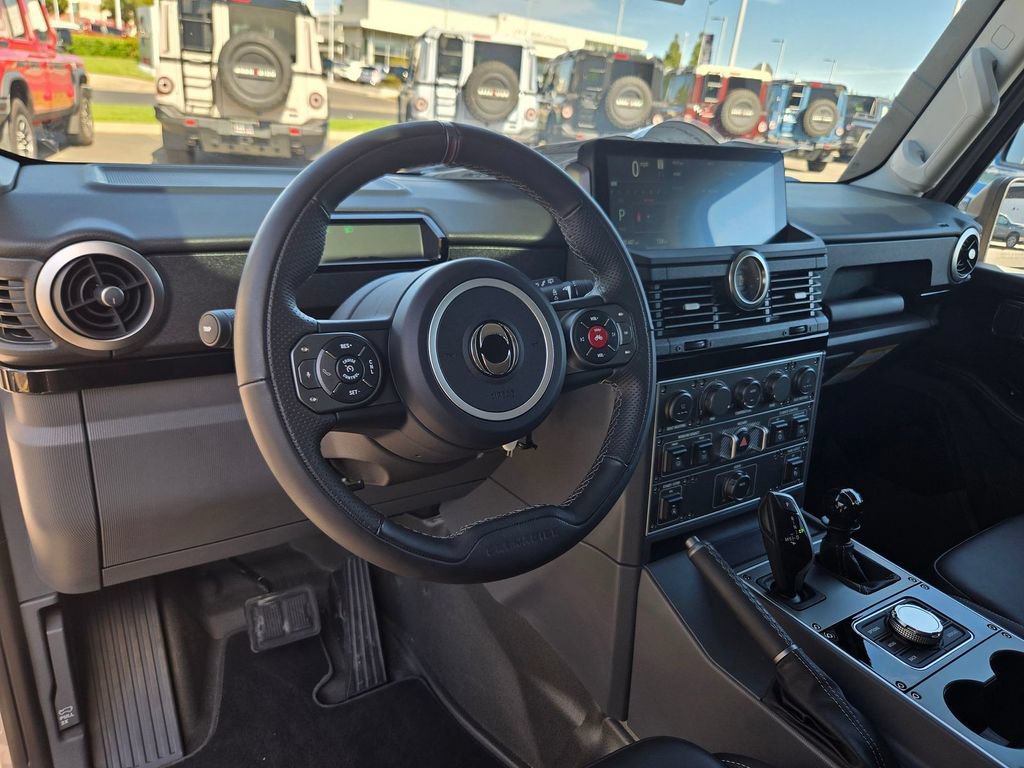 Used 2025 INEOS Grenadier Station Wagon AWD/4WD image 9