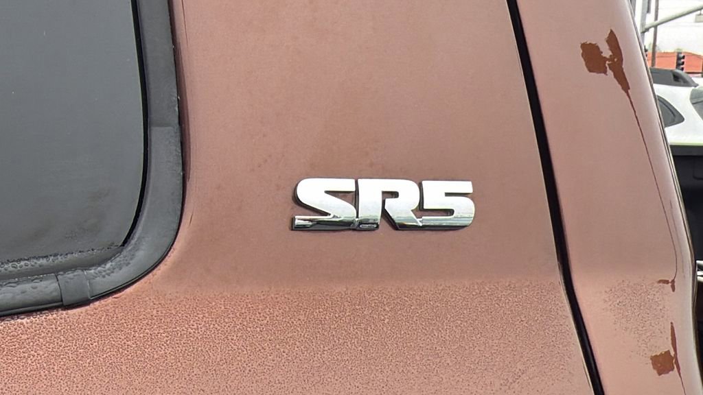 Used 2017 Toyota Tundra SR5 image 12