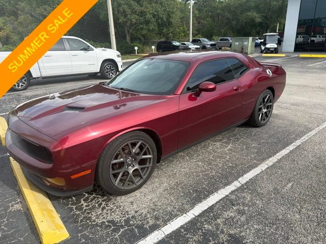 Certified 2019 Dodge Challenger SXT RWD image 1