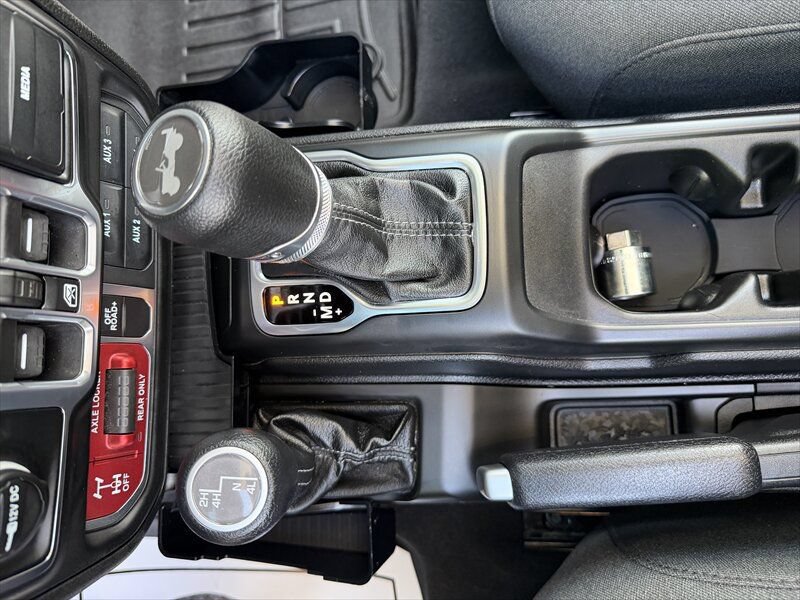 Used 2026 Jeep Wrangler Unlimited Sport AWD/4WD image 31