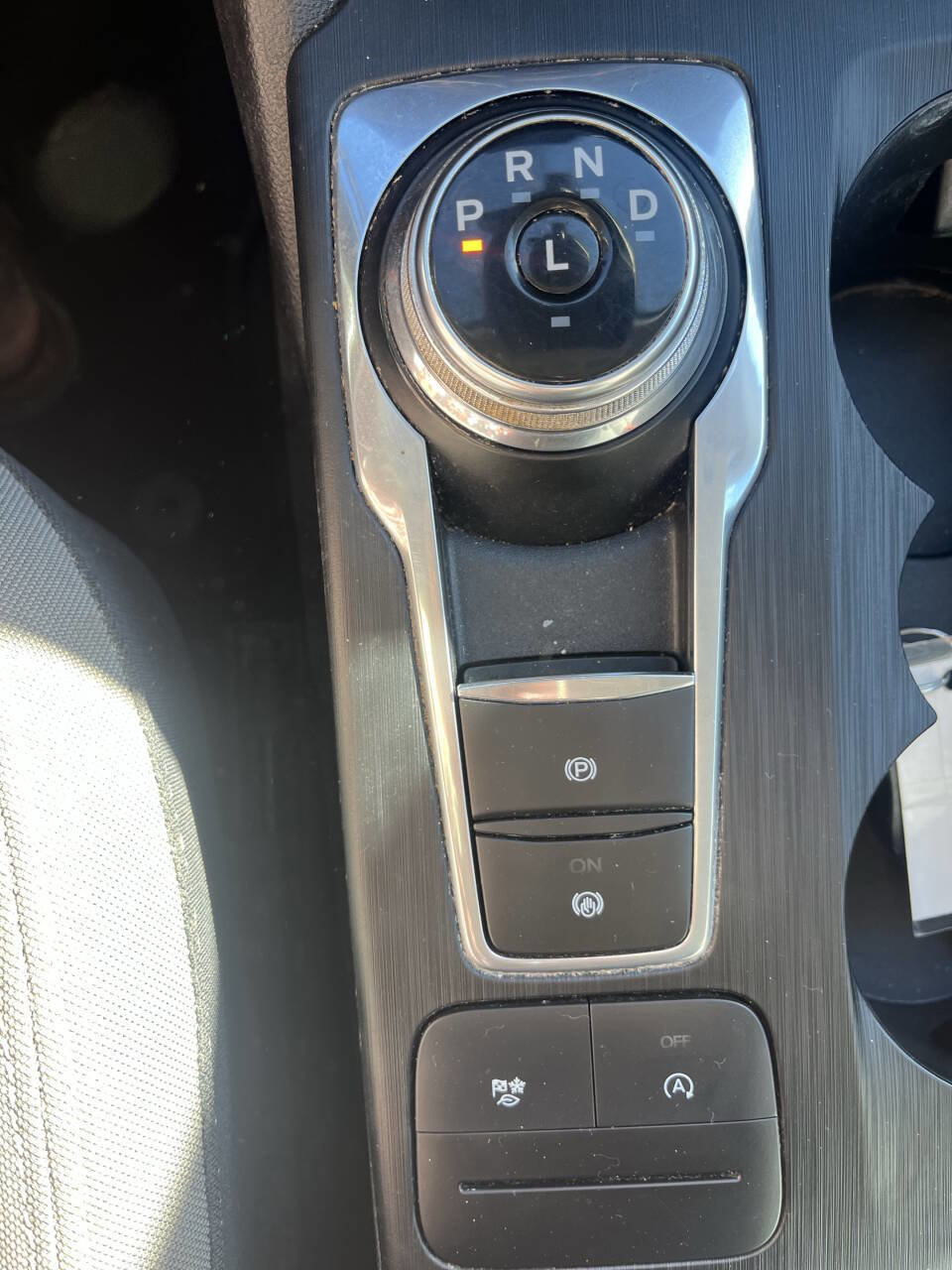 Used 2021 Ford Escape SE w/ Convenience Package image 29