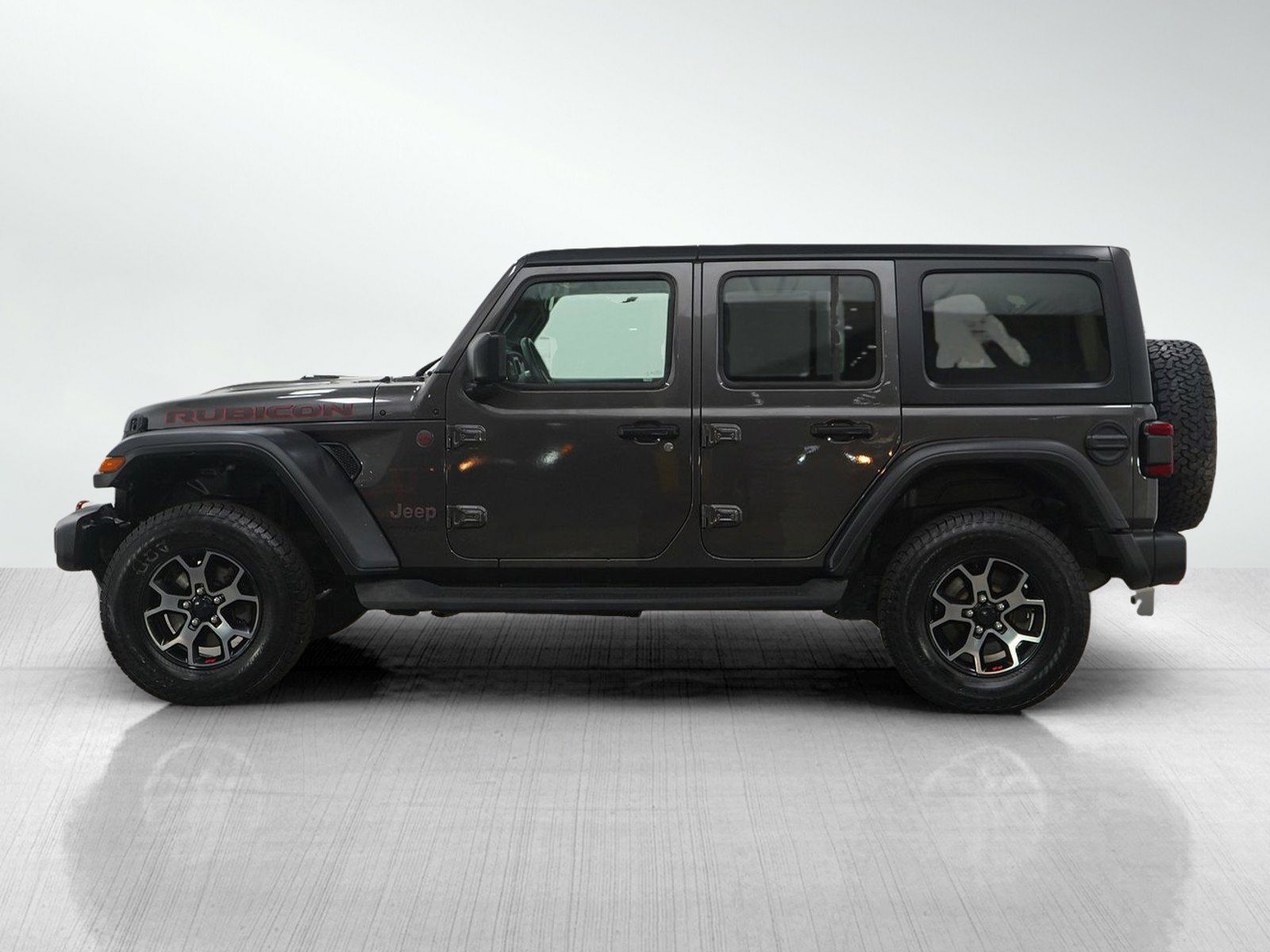Used 2019 Jeep Wrangler Unlimited Rubicon w/ Dual Top Group image 2