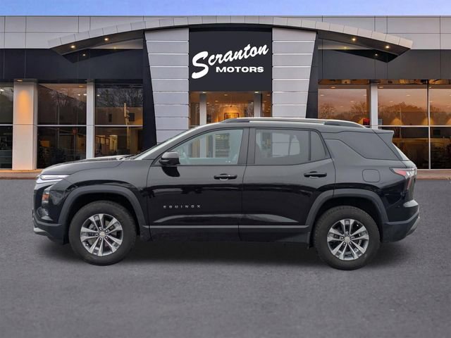 Used 2025 Chevrolet Equinox LT w/ Convenience Package II image 2