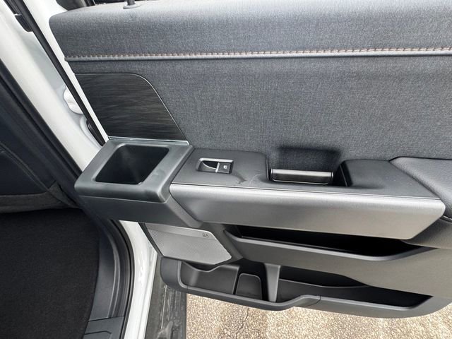 New 2025 Ford F150 Lightning Lariat image 15
