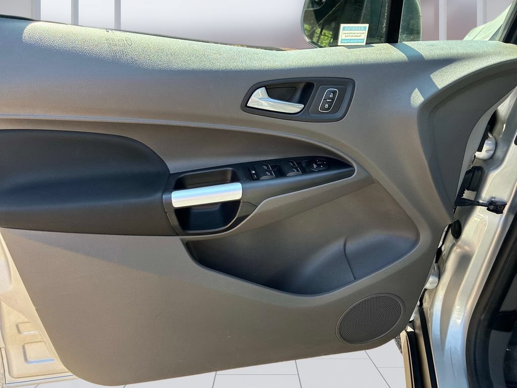 Used 2021 Ford Transit Connect XLT FWD image 28