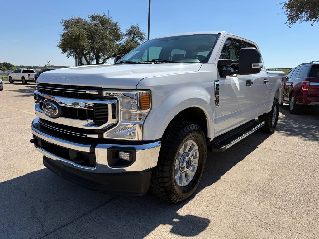 Used 2020 Ford F250 XLT w/ XLT Value Package AWD/4WD image 3