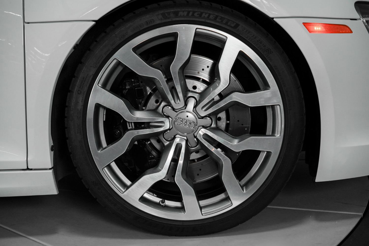 Used 2012 Audi R8 V10 image 30