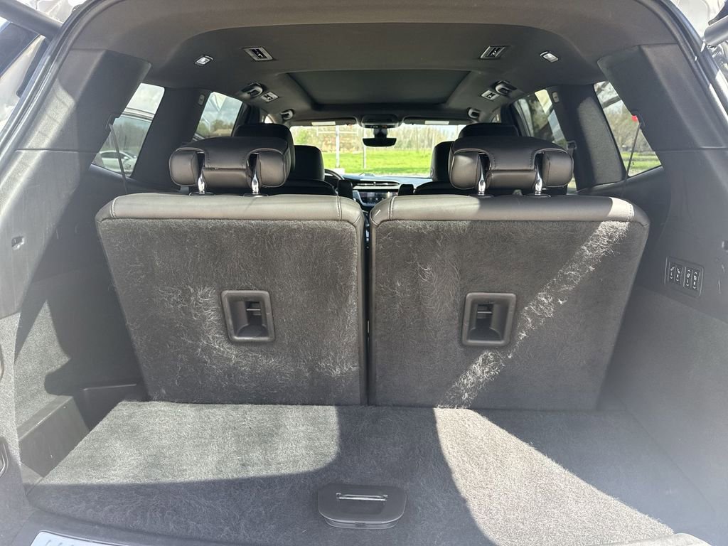 Used 2021 Cadillac XT6 Sport image 35