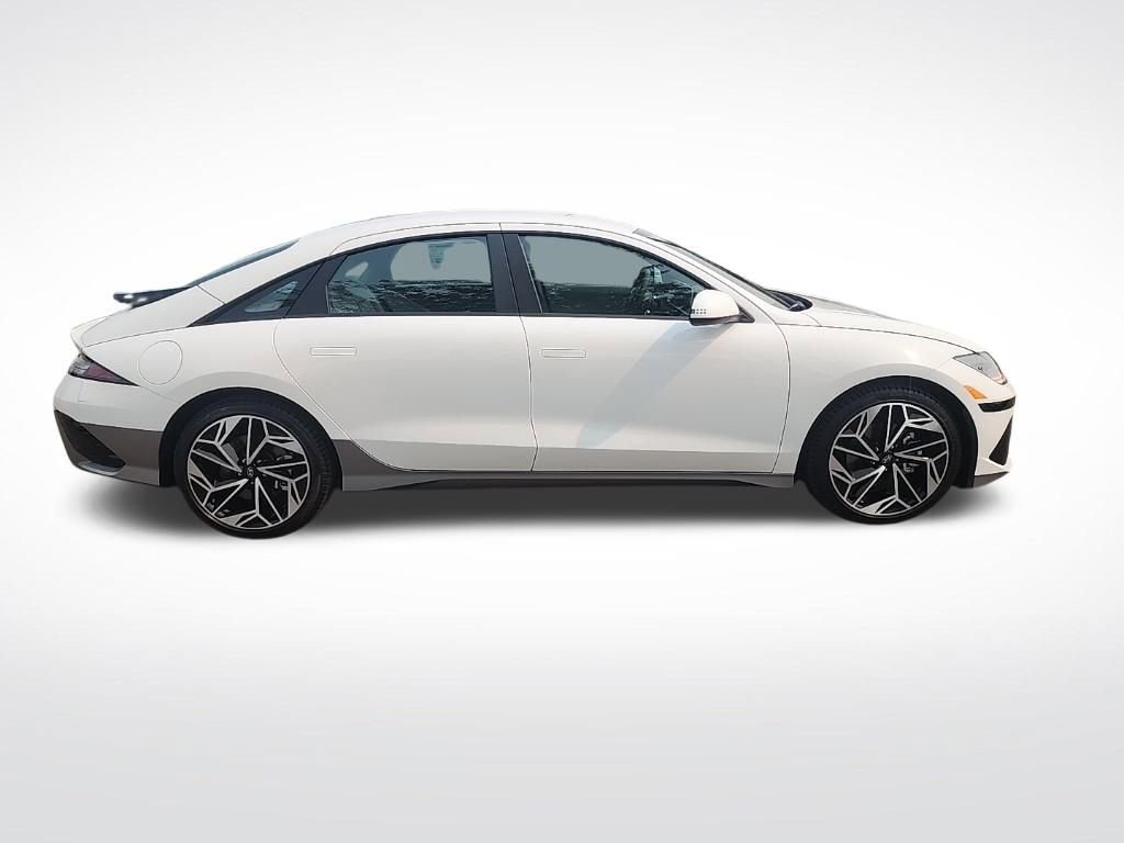 New 2024 Hyundai Ioniq 6 SEL image 9