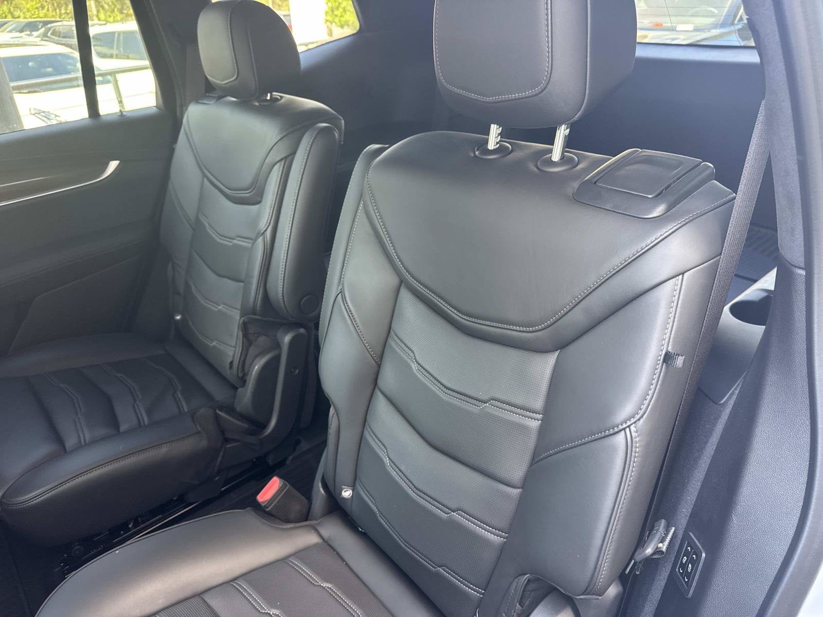 New 2025 Cadillac XT6 Sport w/ Platinum Package AWD/4WD image 15