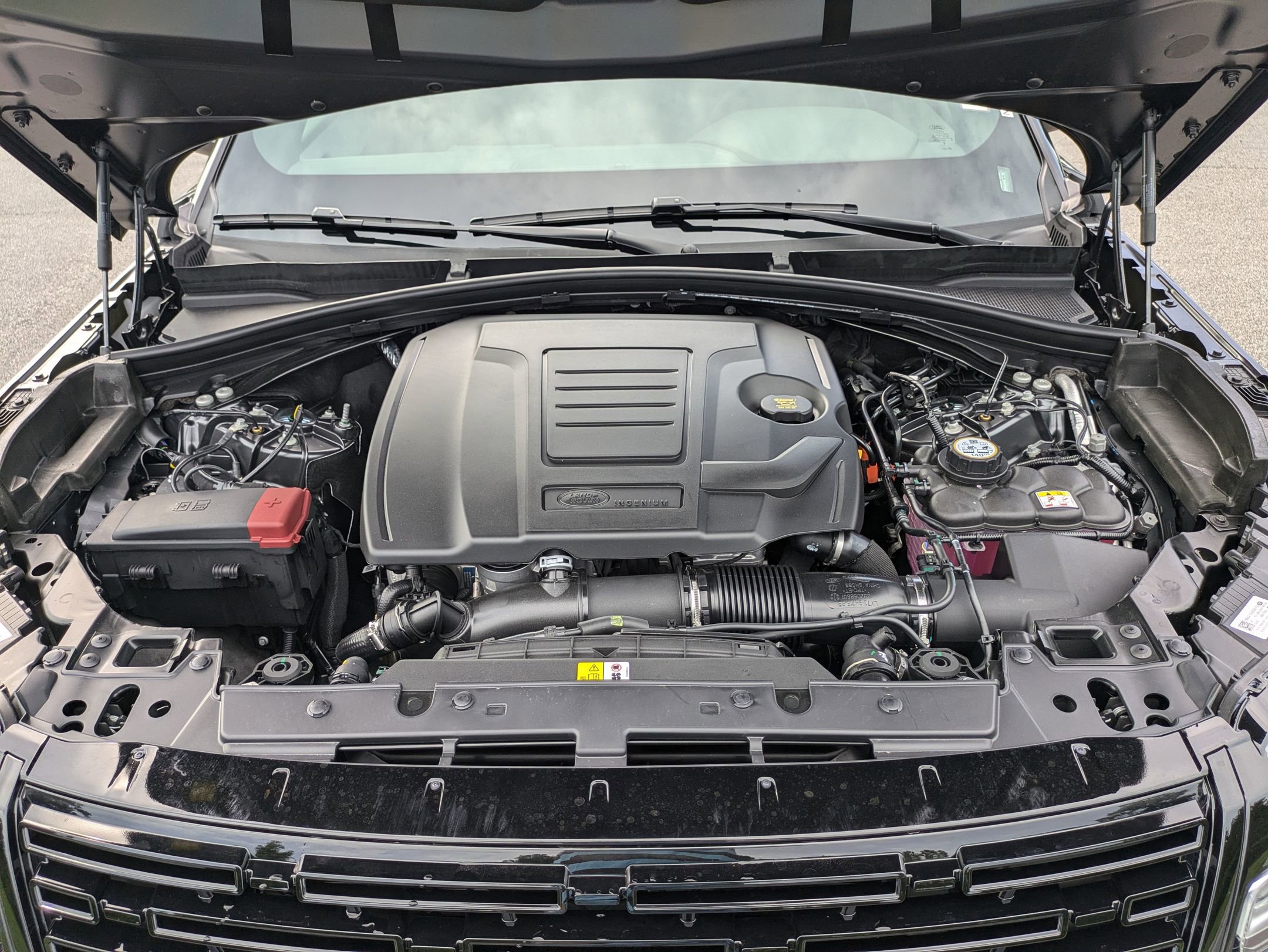 New 2026 Land Rover Range Rover Velar Dynamic SE image 31