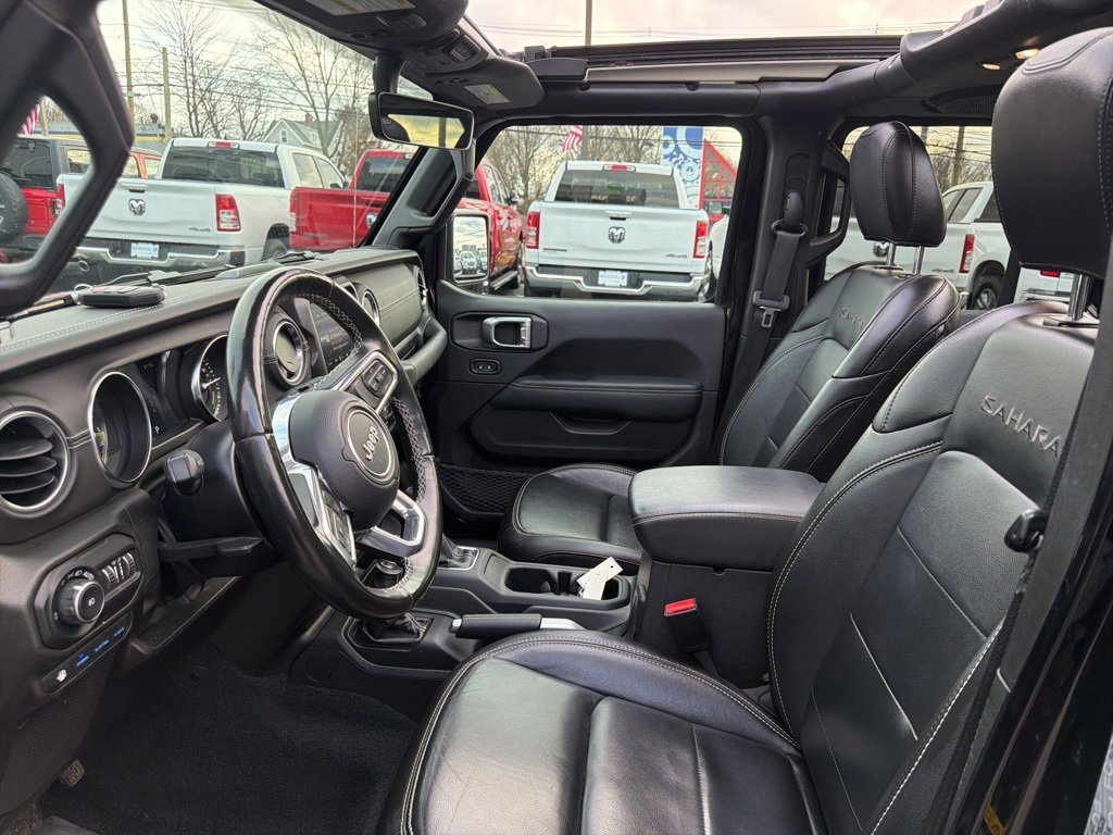 Certified 2022 Jeep Wrangler Unlimited Sahara w/ Cold Weather Group image 5