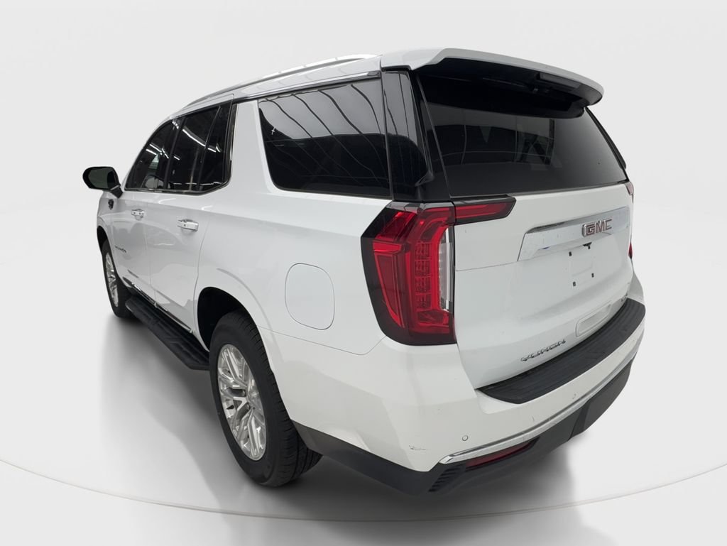 Used 2024 GMC Yukon SLT RWD image 10