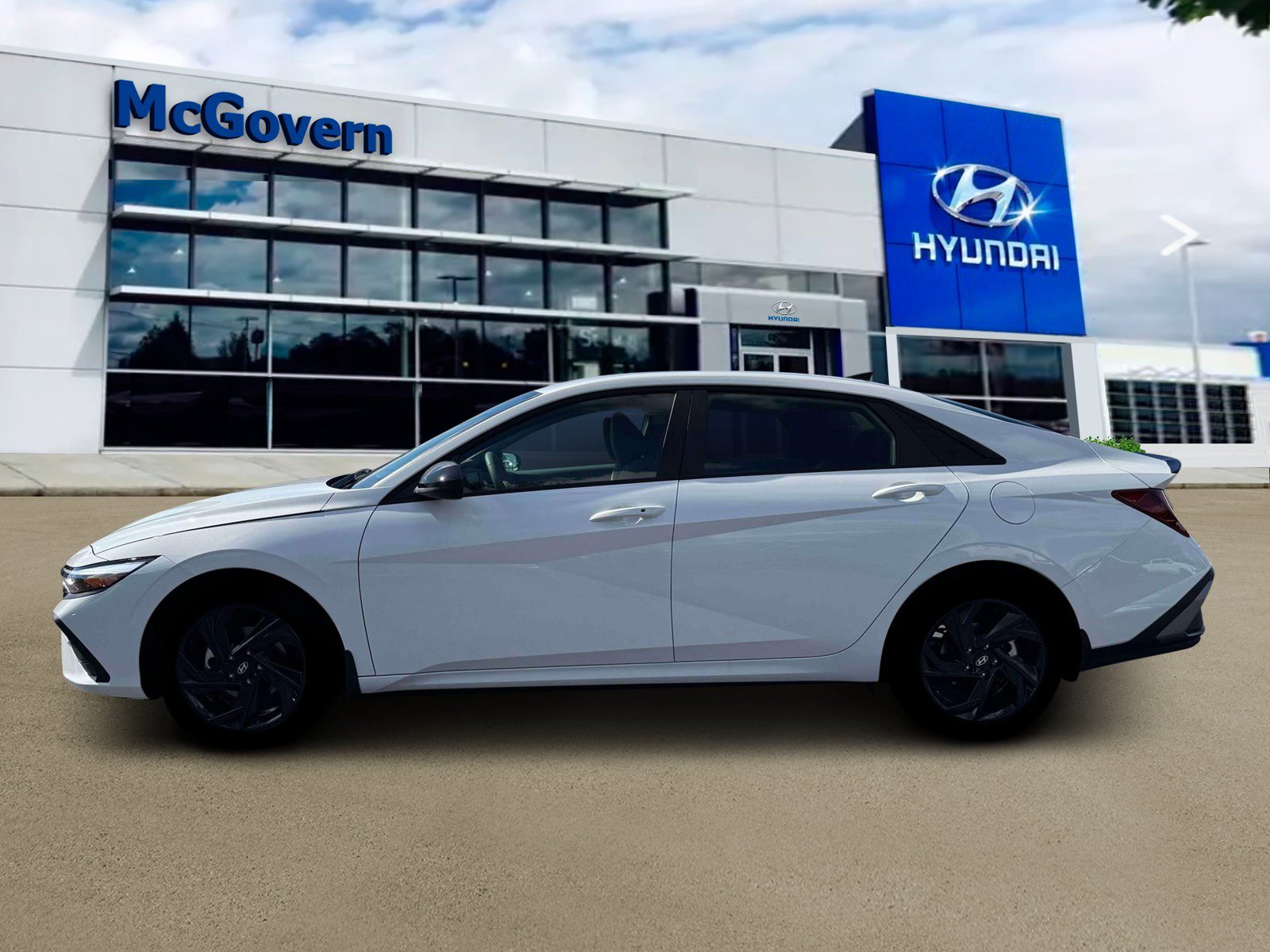 New 2026 Hyundai Elantra SEL Sport FWD image 3