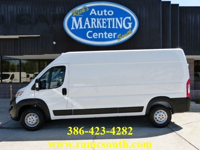 Used 2023 RAM ProMaster 2500 FWD image 1