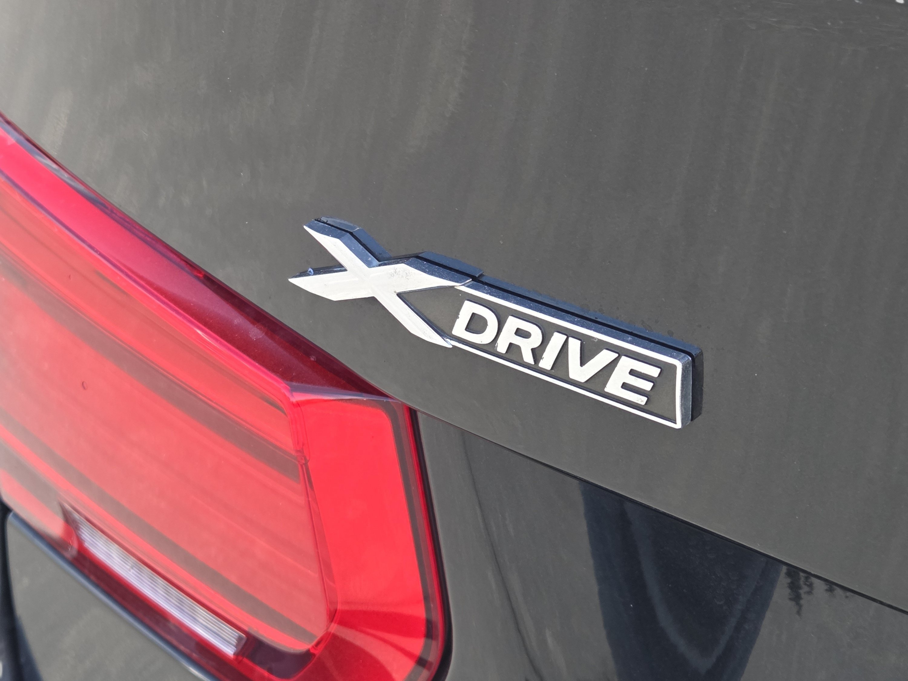 Used 2018 BMW 340i xDrive Sedan AWD/4WD image 29