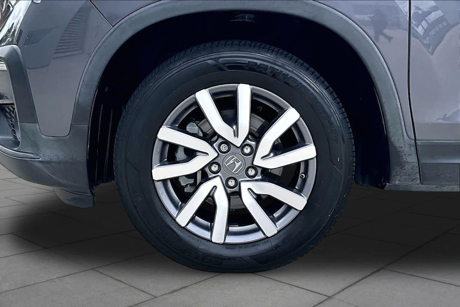 Used 2019 Honda Pilot EX-L image 10