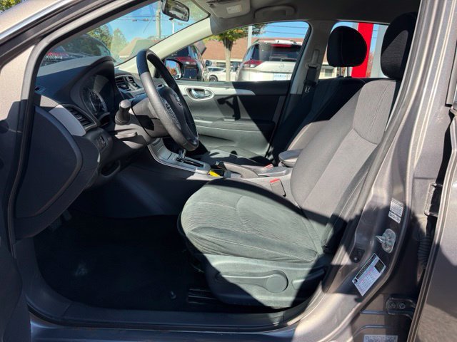 Used 2015 Nissan Sentra SV FWD image 10