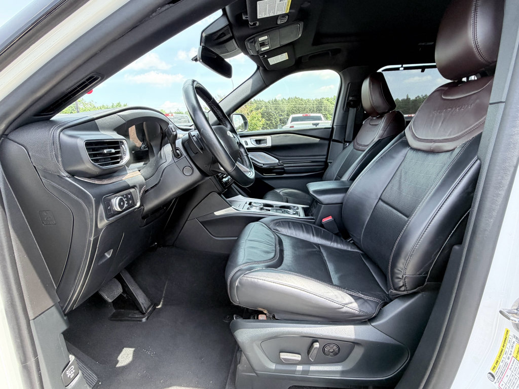 Used 2021 Ford Explorer Platinum w/ Equipment Group 601A AWD/4WD image 22