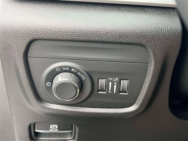 Certified 2023 Jeep Grand Cherokee Altitude image 26