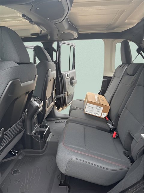 New 2026 Jeep Wrangler Unlimited Rubicon image 25