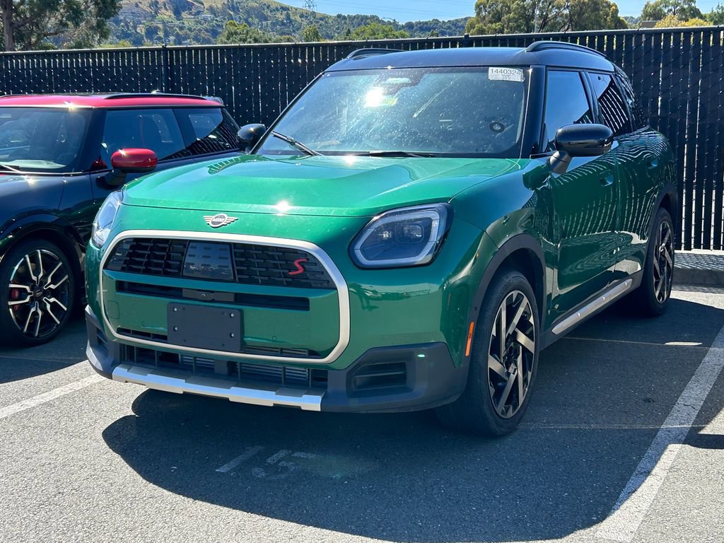 Used 2025 MINI Cooper Countryman S w/ Comfort Package Max AWD/4WD image 2