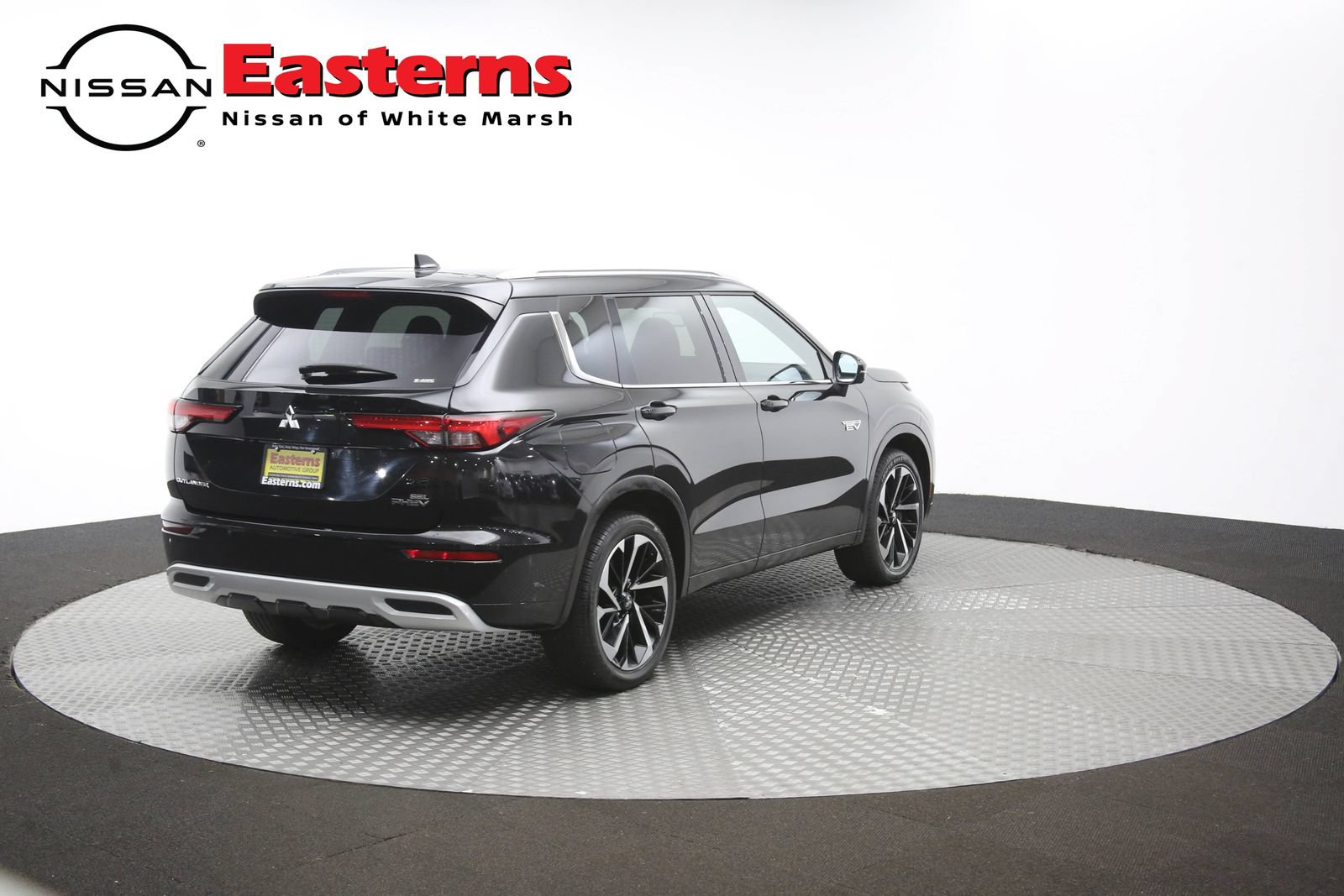 Used 2024 Mitsubishi Outlander SEL AWD/4WD image 43