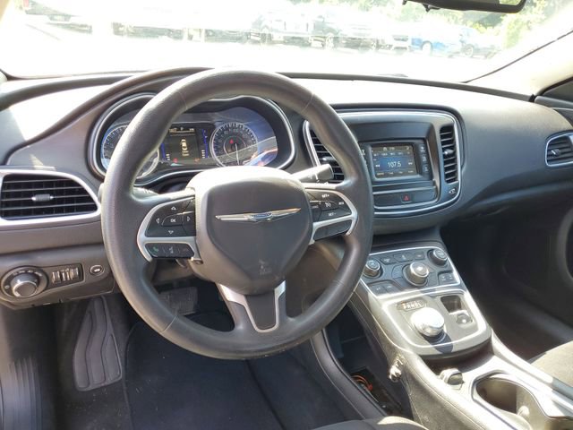 Used 2016 Chrysler 200 Limited FWD image 12