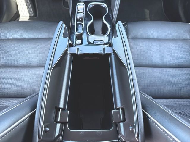 Used 2021 Buick Envision Essence w/ Technology Package I image 36