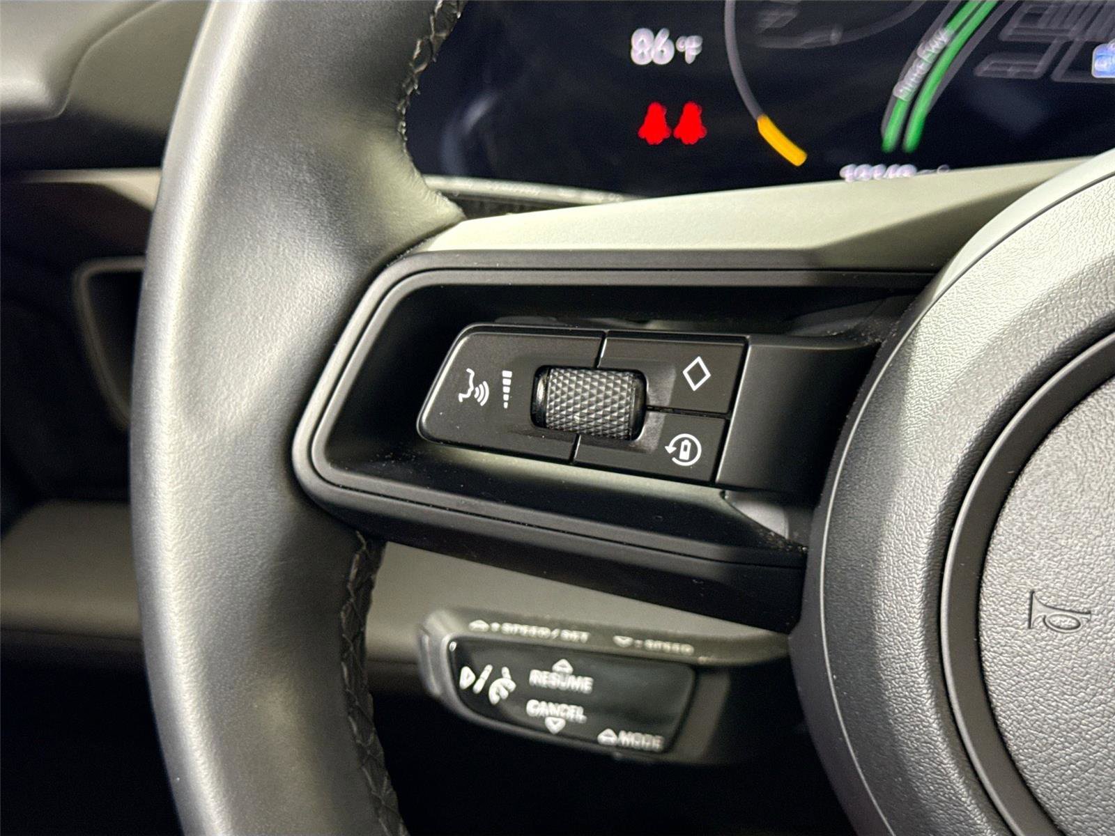 Used 2023 Porsche Taycan 4S image 23