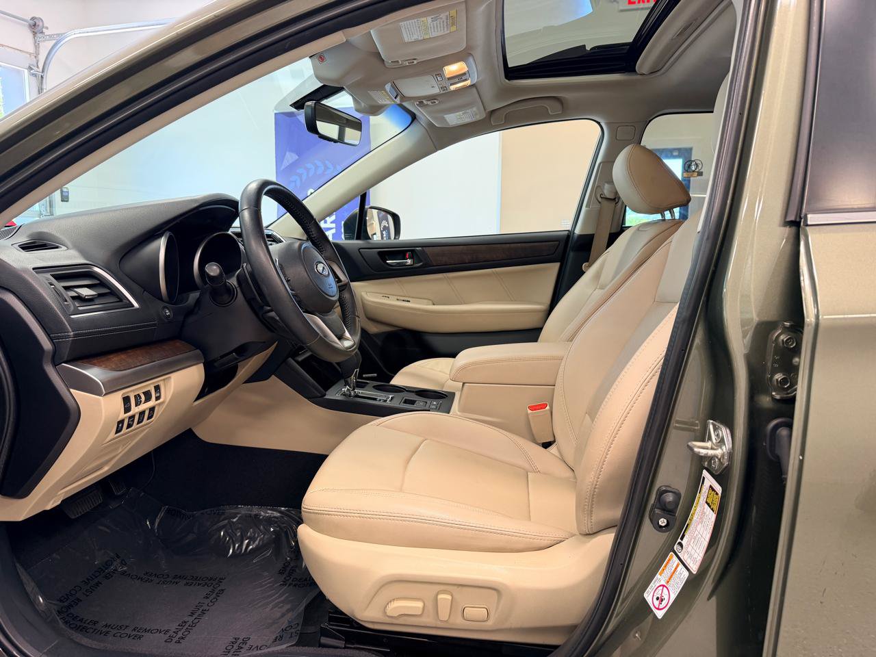 Used 2018 Subaru Outback 2.5i Limited AWD/4WD image 17
