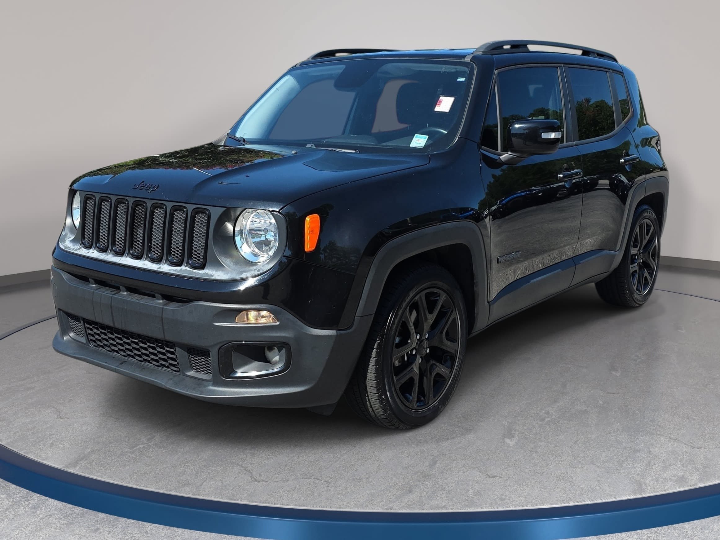 Used 2017 Jeep Renegade Altitude FWD image 1