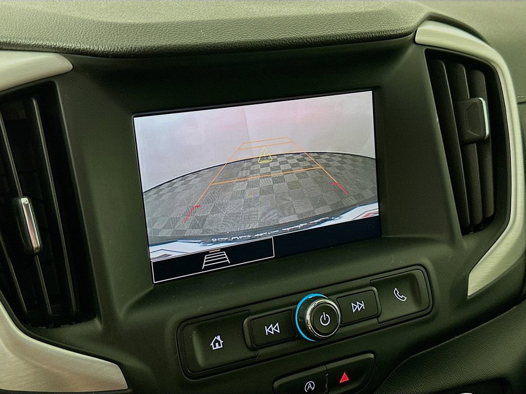Used 2023 GMC Terrain SLE w/ Driver Convenience Package image 17