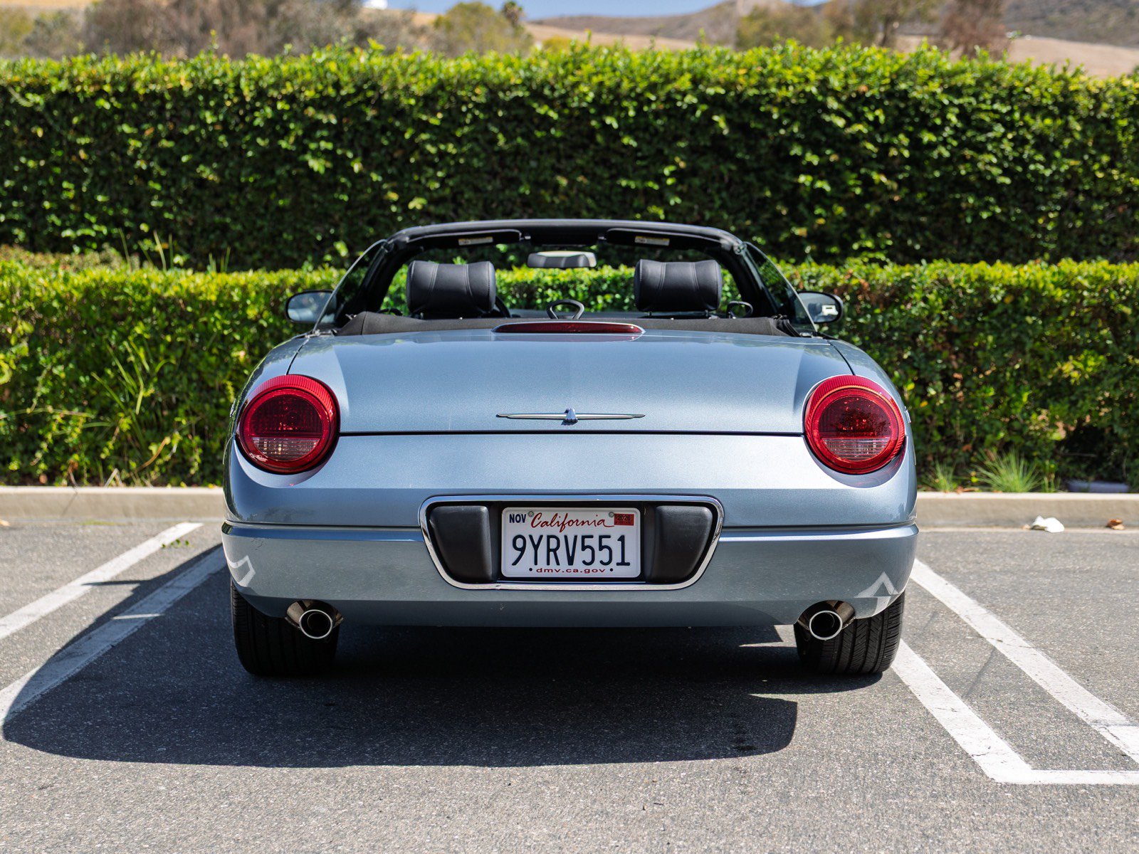 Used 2005 Ford Thunderbird RWD image 6