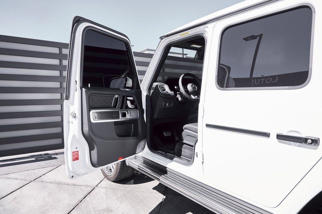 Used 2025 Mercedes-Benz G 63 AMG 4MATIC image 32