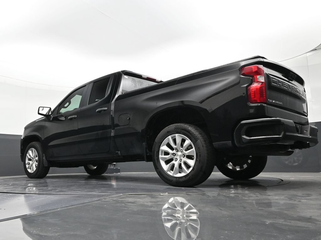 Used 2023 Chevrolet Silverado 1500 Custom RWD image 22