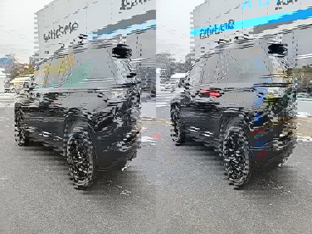 Used 2020 Chevrolet Traverse Premier w/ Redline Edition image 7