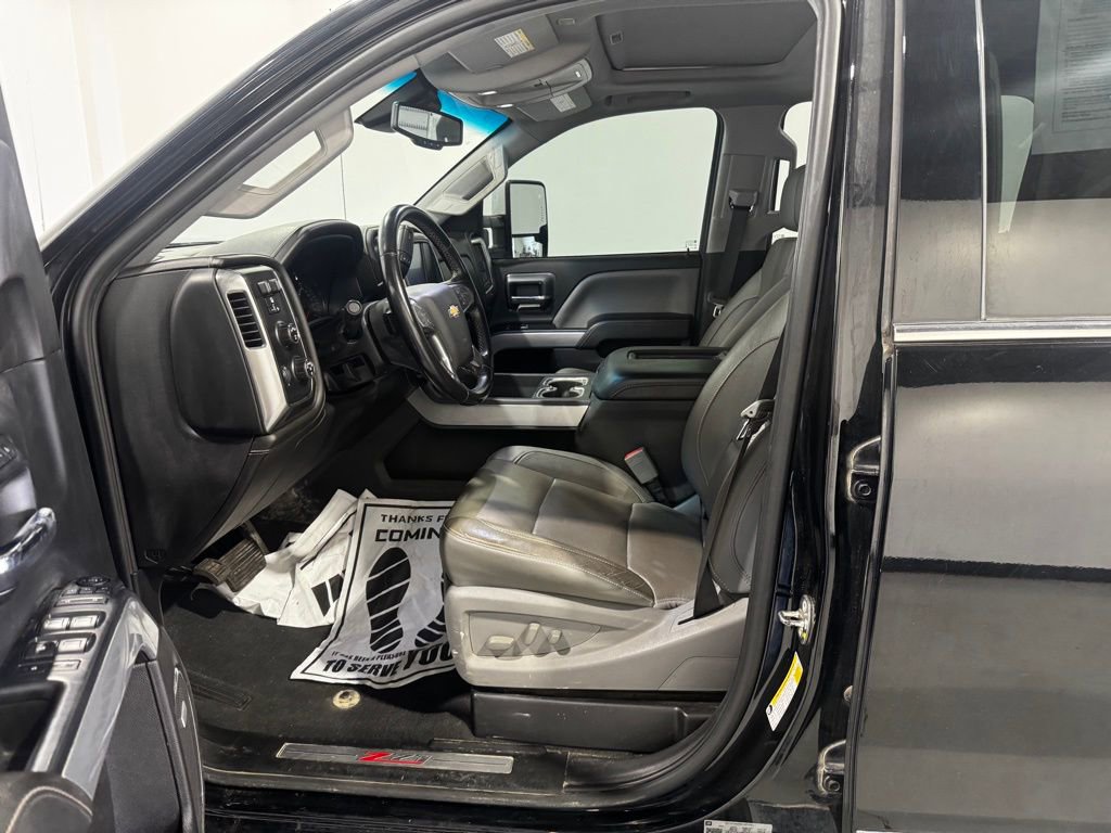 Used 2019 Chevrolet Silverado 2500 LTZ w/ Duramax Plus Package AWD/4WD image 10