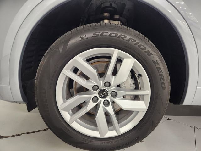 Used 2024 Audi Q5 2.0T Premium image 8