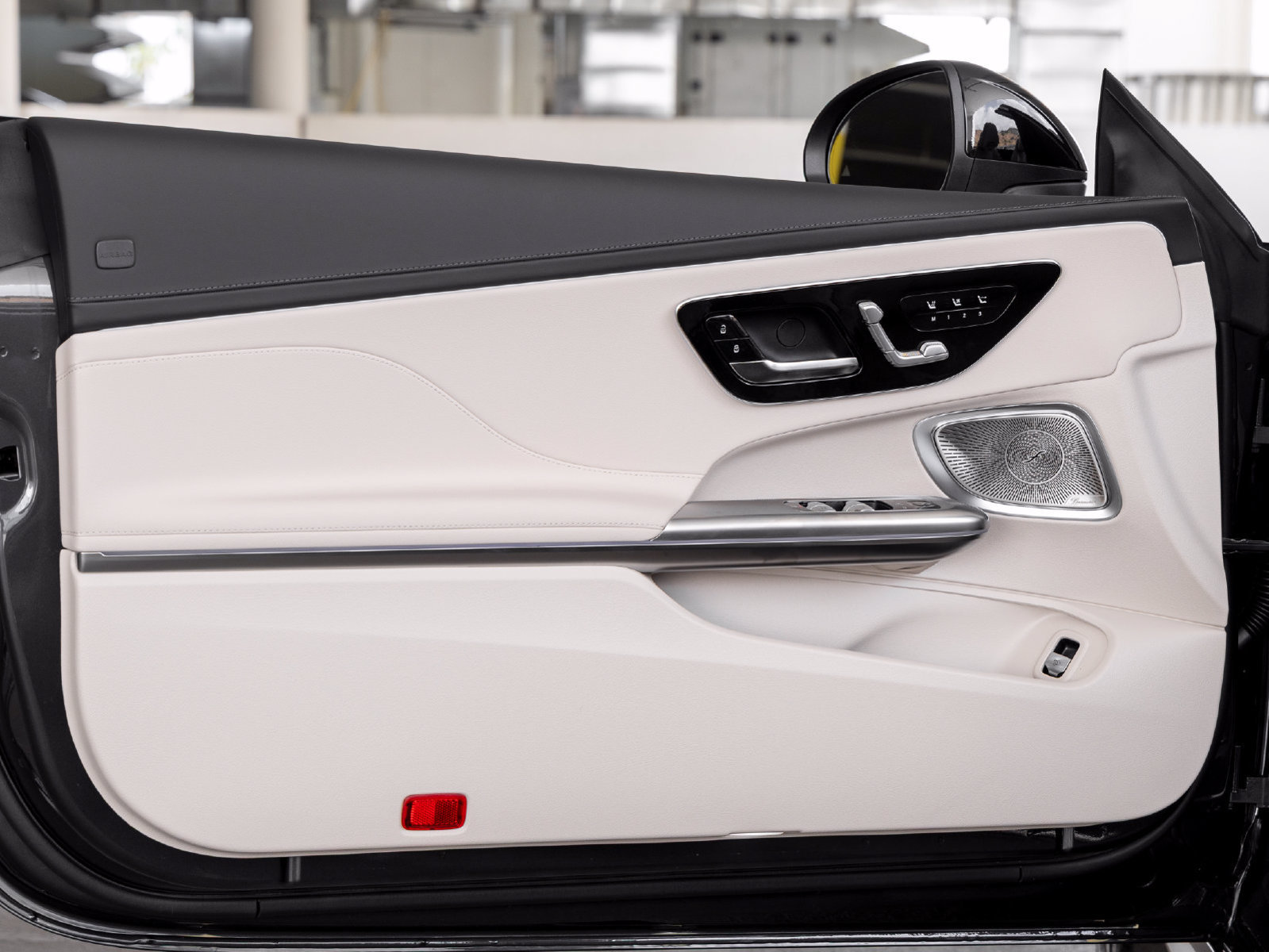 New 2027 Mercedes-Benz CLE 300 4MATIC Cabriolet image 10