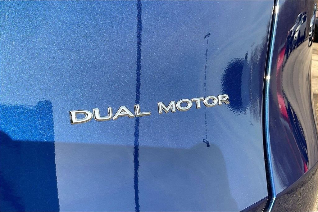 Used 2021 Tesla Model Y Long Range image 23