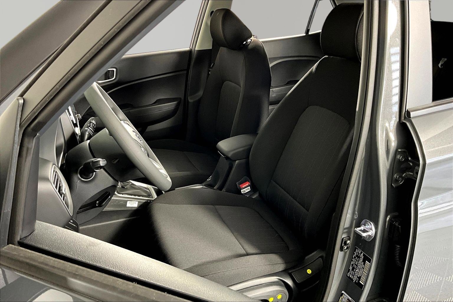 New 2026 Hyundai Venue SE FWD image 16