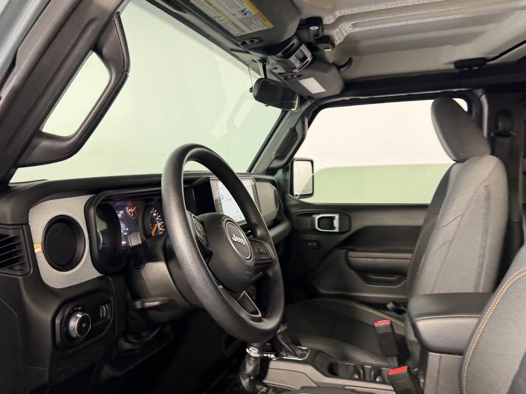 Used 2025 Jeep Wrangler Sport image 20