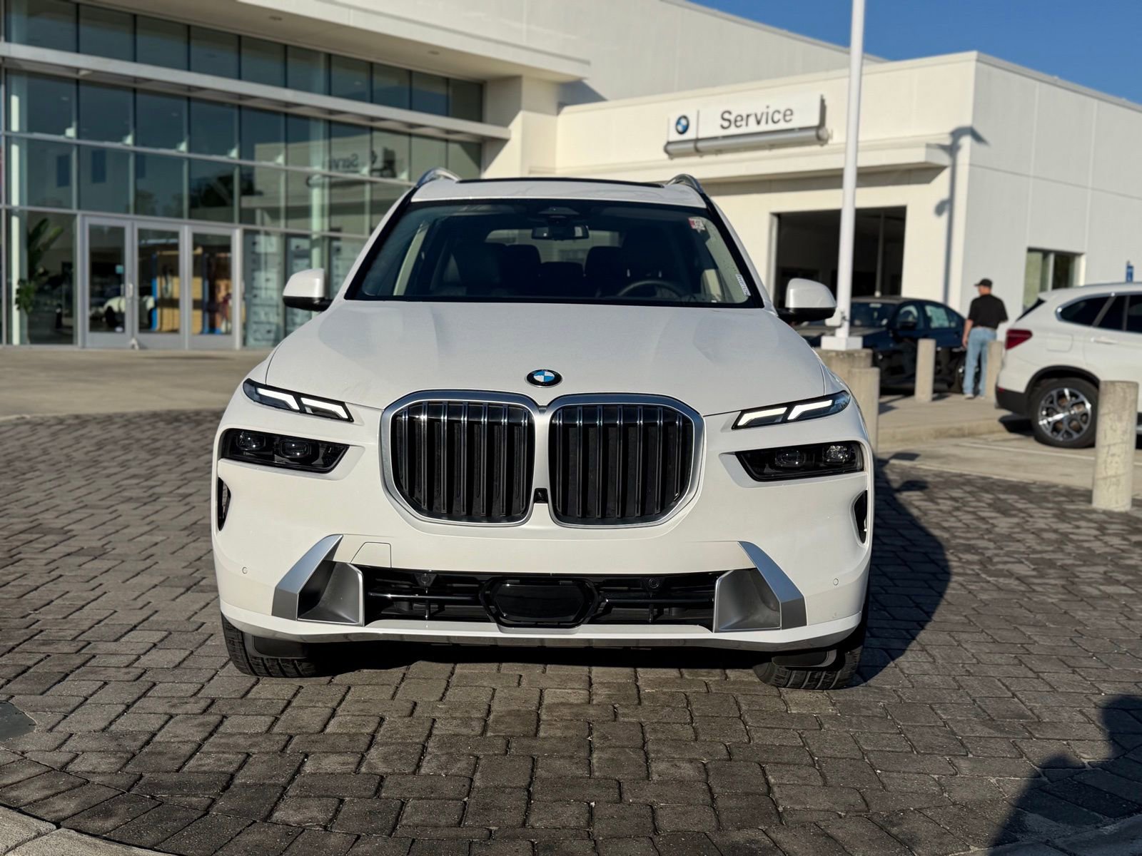 Certified 2024 BMW X7 xDrive40i w/ Executive Package image 6