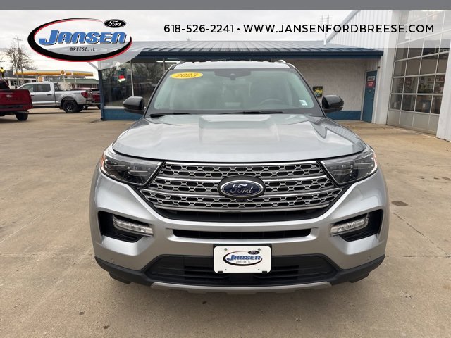 Used 2023 Ford Explorer Limited w/ Limited Technology Package image 2